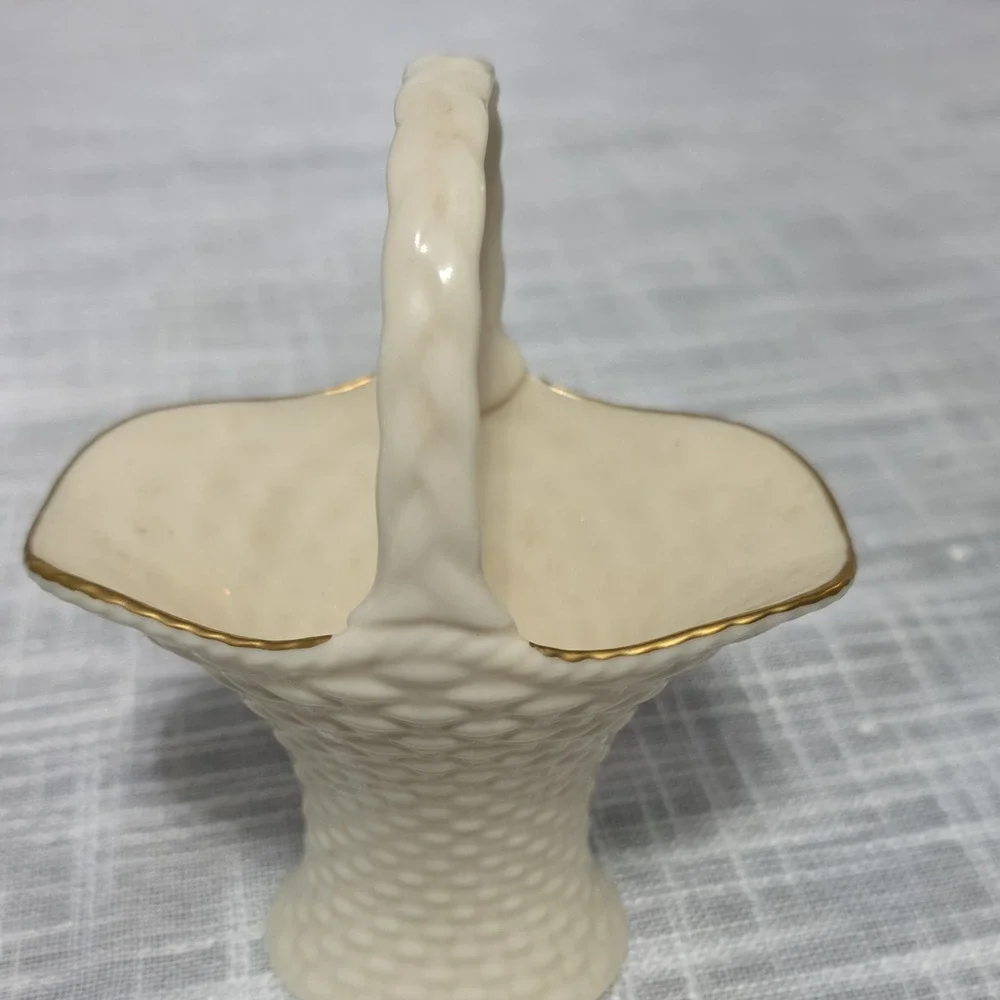 Lenox Ivory Porcelain Decorative Basket with Gold Trim, Oval, Handles, USA